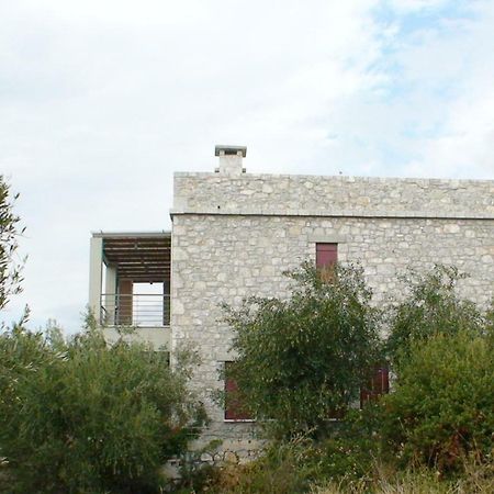 Villa Thelgi Kalamata Esterno foto