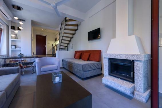 Villa Thelgi Kalamata Esterno foto