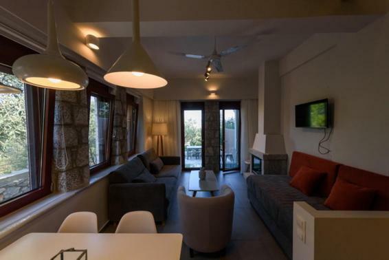 Villa Thelgi Kalamata Esterno foto