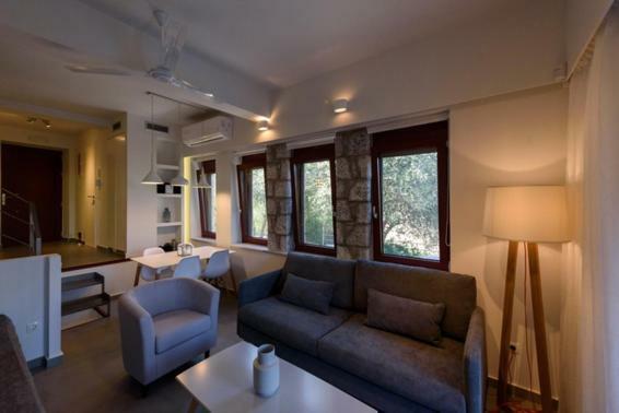 Villa Thelgi Kalamata Esterno foto
